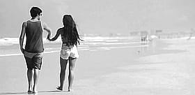 Barefoot Babe on the Beach: A Sizzling Summer Scene'