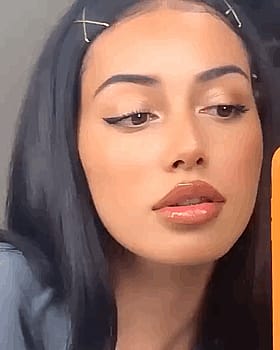 Babes, Cindy Kimberly, and the Art of Erotic Self-Portraiture'