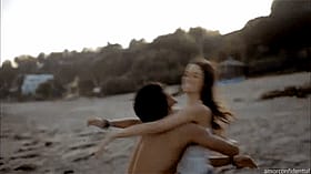 Sexy Beach Babe Gets Her Kiss On'