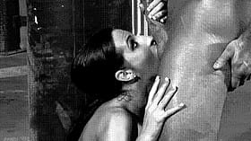 Blowjob Babe Gives a Sucking Balls'