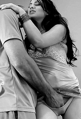 Finger Banging: A Sizzling Erotic Experience'
