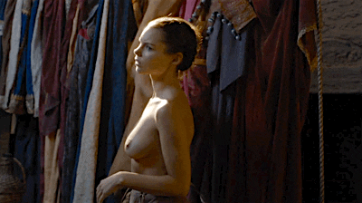 Brunette Celebrity Nude: Sexy, Sultry, and Ready for Action picture 1 of 1