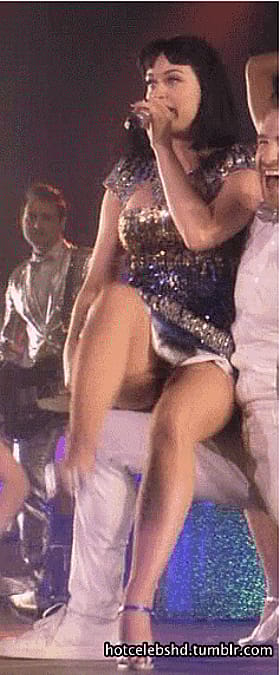 Katy Perry's Sizzling Sexy Show: A Night of Erotic Thrills'