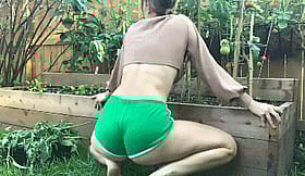 Blonde Babes Shaking Their Asses in the Garden'