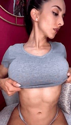 Big Tits Amateur Fitness Selfshot'