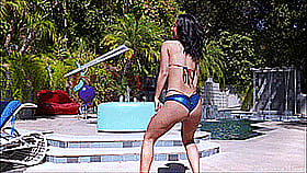Kristina Rose's Sexy Babes Show Off Their Asses'