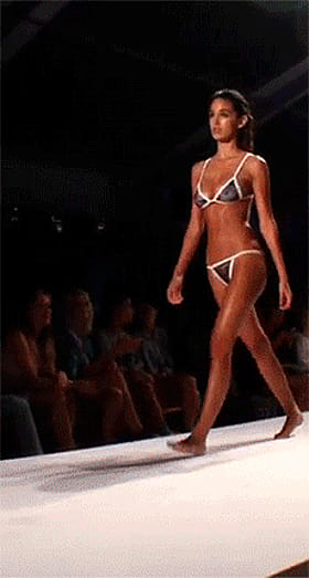 Hot Babes Walk the Runway: A Sizzling Fashion Show'