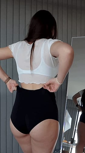 Babes in White Shorts Showing Their Non-Nude Asses'