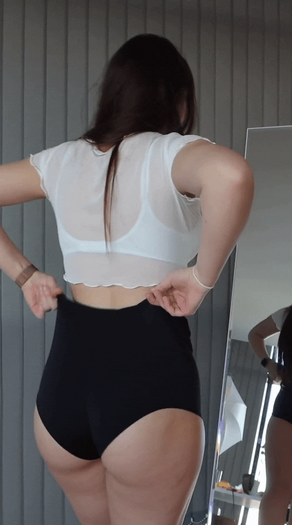 Babes in White Shorts Showing Their Non-Nude Asses picture 1 of 1