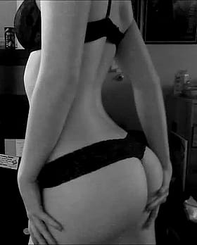 Sexy Lingerie Ass Showing Panties'