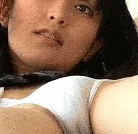 Teen Non-Nude Pussy Shot'