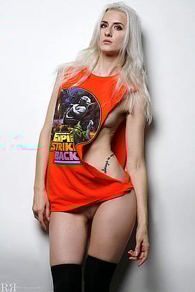 Blonde Skinny Pussy: The Ultimate IBC Experience'