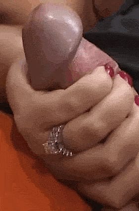 Cuckolding Cock: A Thrilling Erotic Experience'