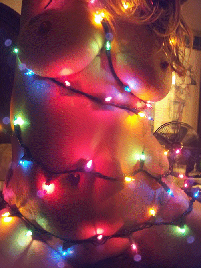 Big Tits, Funny, Hot: A Holiday Treat picture 1 of 1