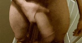 Amateur Girlfriend Gives Big Dick Bull a Sensual Blowjob'