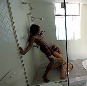 Babes in the Shower: Two Hot Babes Fucking in the Shower'