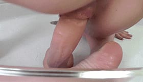 Amateur Dildo GIFs: The Hottest Sexy Moments'