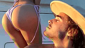 Biting Babe's Booty: A Sizzling Sex Adventure'