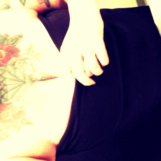 Hot Babe's Tattooed Backside picture 1 of 1