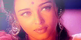 Babes, Celebrity, Indian, Non Nude: A Sizzling Hot Indian Babes' Erotic SEO Title'