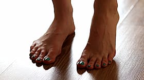 Ballerina Feet: A Foot Fetish Exercise Routine'