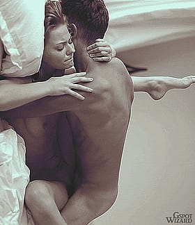 Babes in Bed: Sexy Fun with the Hottest Chicks'