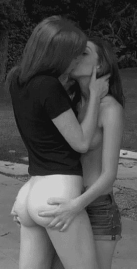 Hot Lesbian Ass: Two Chicks Kissing and Touching Each Other's Asses'