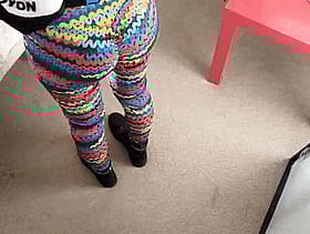 Teen Leggings Ass: A Sensual Experience'