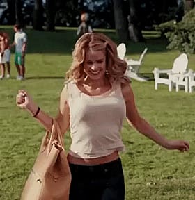 Big Tits Celebrity Smiling in the Park'