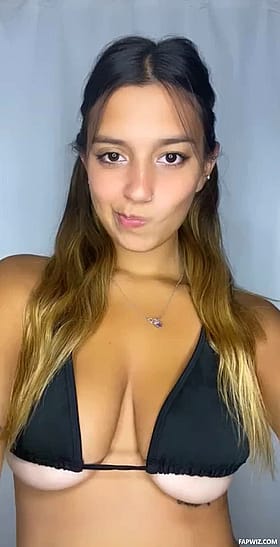 Just turned 18F and I've been called cute and innocent for too long! Do I look hot and mature?