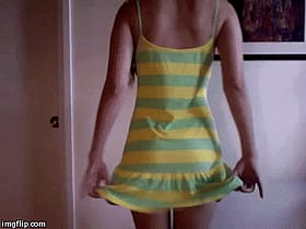 Brunette Petite Thigh Gap Ass: Sexy Exhibitionist'