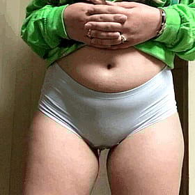 Amateur Peeing: A Sneak Peek into the World of Sexy Sluts'