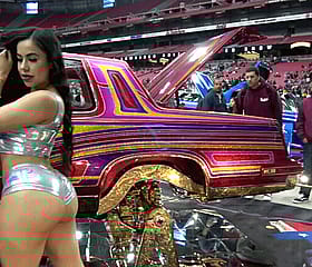 Sexy Latina in Tight Panties Showing Off Her Wide Hips'