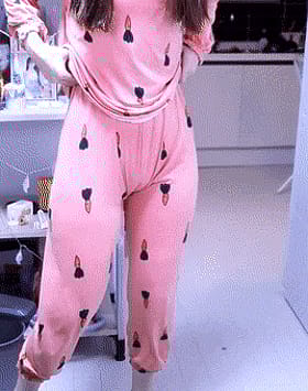 Cutie in Pink Pajamas: Non-Nude, Pinke Teen'