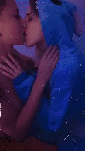 Amateur Babes with Big Tits: Sex GIF'