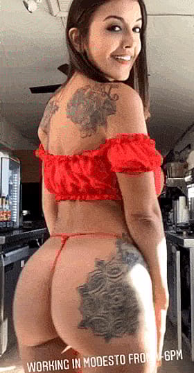 Babes with Big Tits Show Off Their Asses'