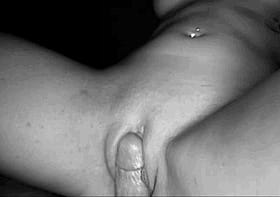 Amateur Pussy Exposed: A Sensual Experience'