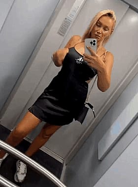 Babes Taking Selfies in Elevators: A Thrilling Erotic Experience'