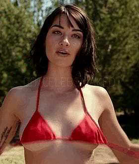 Celebrity Bikini Babes: Red Bikini, Tattoo, and Big Boobs'