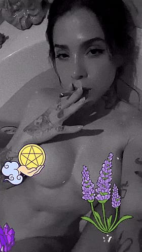 Bathtub Babe Smokes Perfectly: Non-Nude, Smooth Skin, and a Killer Body'