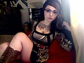 Babes in Boots: Hot Chick Posing for the Camera'