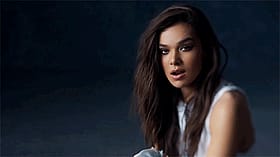 Hailee Steinfeld's Sultry Brunette Sexy Moment'