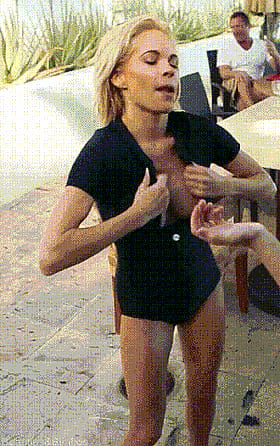 Blonde Babe Flashes Big Tits in Public'