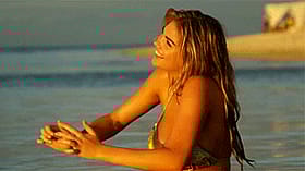 Hot Babe on the Beach: A Sizzling Sexy Experience'