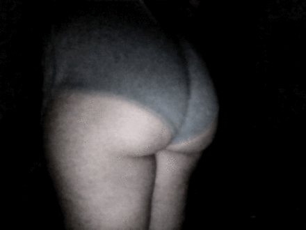 Big Booty Babe's Sexy Booty Shot picture 1 of 1