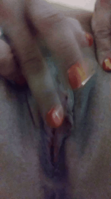 Amateur Handjob: Masturbation and Pussy Exploration picture 1 of 1