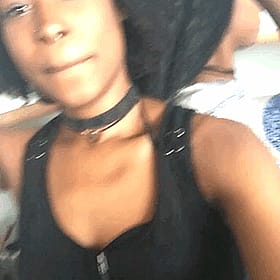 Sexy Ebony Chick Takes A Selfie'