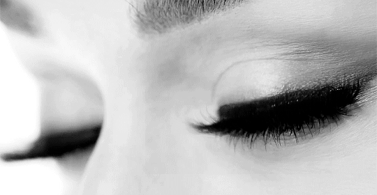 Sexy Eyes: A Sultry Gaze picture 1 of 1