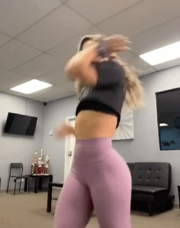 Blonde Amateur Yogapants: A Sweaty, Sizzling Experience picture 1 of 1