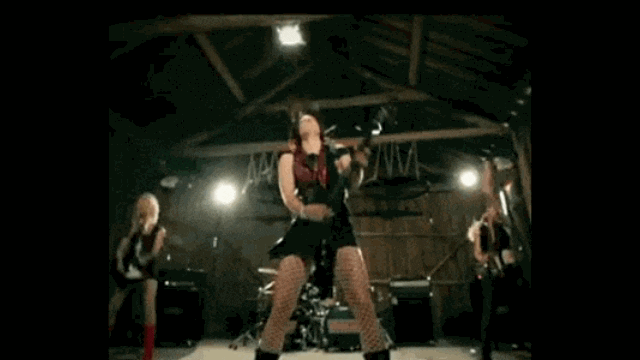 Mia Coldheart's Rock Chick Anal Adventure picture 1 of 1